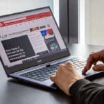 Cinq PC ultraportables à moins de 900 euros pour travailler et se distraire pendant le confinement