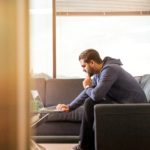qui peut rester à la maison pour télétravailler ?