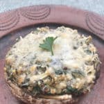 Champignons portobello farcis aux épinards et cottage cheese