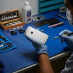Apple ouvre son programme de réparation d'iPhone aux magasins indépendants français