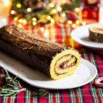 Bûche roulée au chocolat et aux framboises (sans gluten)