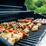 Brochettes de poulet marinés thym citron
