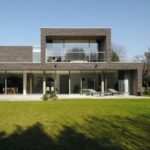 Dans la banlieue de Lille, une maison au dessin simple mais efficace