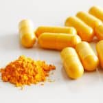 Compléments au curcuma dangereux pour le foie : lesquels ? Que faire ?
