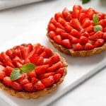 La recette de tarte aux fraises et crème pâtissière de Laurent Mariotte
