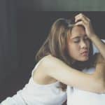 Tête qui tourne le matin au réveil : les causes