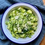 Salade de courgettes crues au parmesan et citron