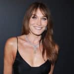 La nouvelle robe de Carla Bruni est sûrement l'une des plus sexy qu'elle ait jamais portée