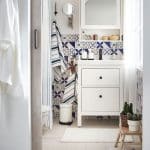 Cette astuce maligne et pas chère donne l'impression que votre salle de bains est bien plus grande