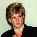 Souvenir, cette veste portée par Lady Di dans les années 80 fait son retour cette saison