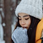 Dites adieu aux boutons et irritations en lavant vos bonnets, gants et écharpes à cette fréquence