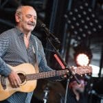 Retraite, où il habite, ses enfants, origines, âge... tout savoir du chanteur