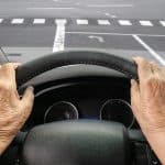 Quand on remarque ce signe, il faut arrêter de conduire dès maintenant, quelque soit l'âge