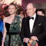 Charlene et Albert de Monaco, Charlotte Casiraghi, Stéphane Bern... Les VIP réunies au Bal de la Ros...