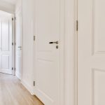 ce produit bluffant relooke n'importe quelle surface blanche en donnant un effet bois