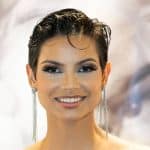Eve Gilles moquée par les internautes à Miss Univers