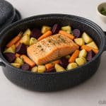 Saumon au four avec petits légumes sans gluten ni lactose