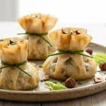 Aumônières de céleri-rave à la noisette et parfum de truffe